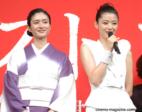 小雪とチョン・ジヒョン2